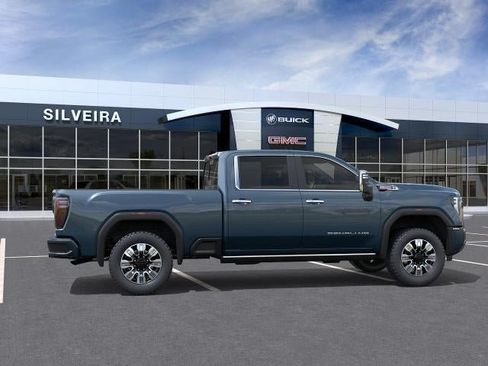 New 2026 GMC Sierra 2500 Denali w/ Denali Reserve Package AWD/4WD image 5