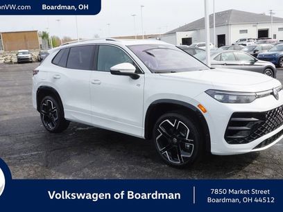 New 2026 Volkswagen Tiguan SEL R-Line