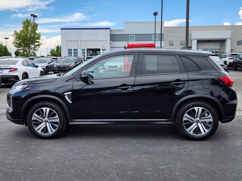 Used 2024 Mitsubishi Outlander Sport ES AWD/4WD image 2