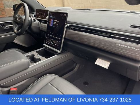 Used 2024 GMC Sierra EV Denali AWD/4WD image 29