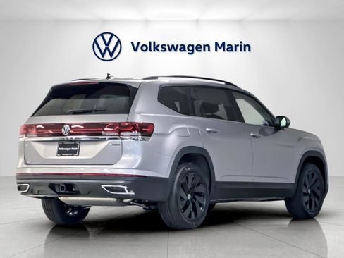 New 2026 Volkswagen Atlas SE image 5