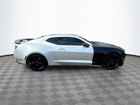 Used 2016 Chevrolet Camaro SS image 5