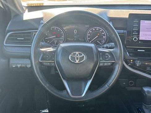 Used 2023 Toyota Camry SE image 12