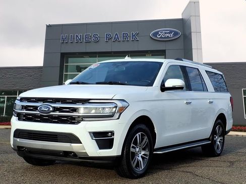 Certified 2023 Ford Expedition Max Limited image 3