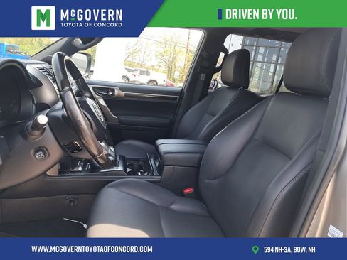 Used 2021 Lexus GX 460 Premium w/ Premium Package AWD/4WD image 17