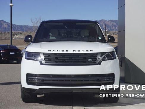 Used 2023 Land Rover Range Rover SE image 5