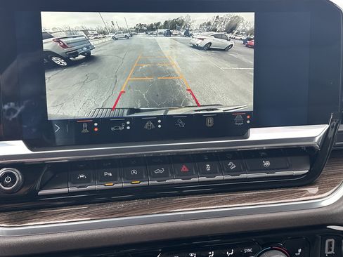 Used 2025 Chevrolet Silverado 1500 LT image 30