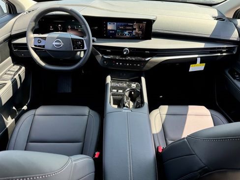 Used 2025 Nissan Murano SV image 6