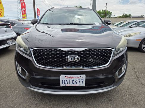 Used 2017 Kia Sorento EX image 6