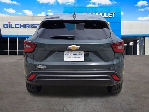 New 2026 Chevrolet Trax LS w/ Driver Confidence Package FWD image 7