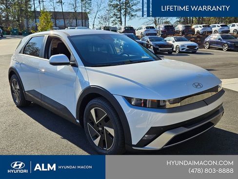 New 2026 Hyundai Ioniq 5 SE RWD image 18