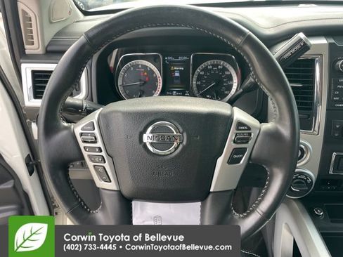 Used 2018 Nissan Titan PRO-4X w/ Pro-4x Convenience Package AWD/4WD image 22