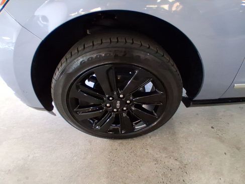 Used 2023 Lincoln Navigator Black Label image 11