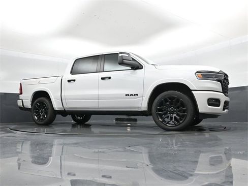 New 2025 RAM 1500 Limited image 32
