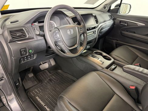 Used 2023 Honda Ridgeline RTL-E image 3