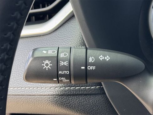 Used 2019 Toyota RAV4 Limited w/ Advanced Technology Package image 21