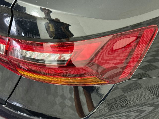 Used 2020 Volkswagen Jetta R-Line FWD image 31