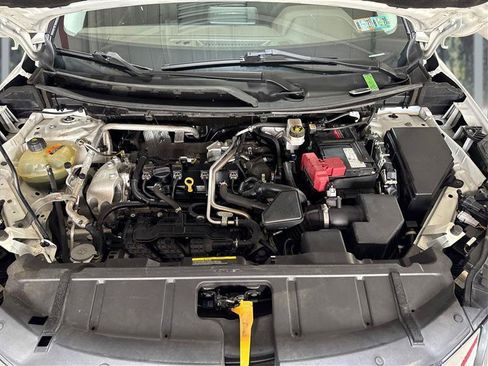 Used 2021 Nissan Rogue SV FWD image 21