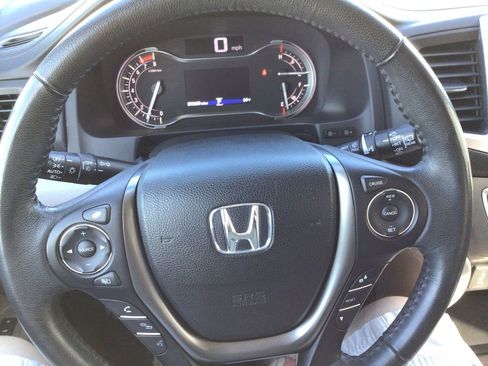 Used 2017 Honda Pilot EX-L image 11