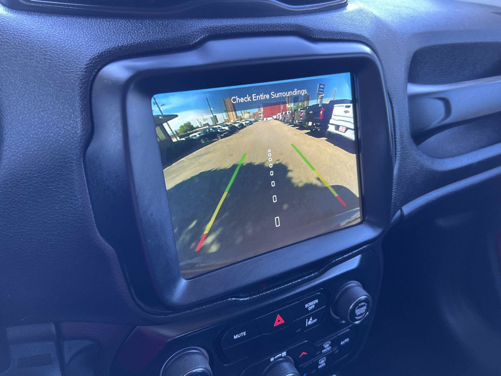 Used 2021 Jeep Renegade Trailhawk AWD/4WD image 19