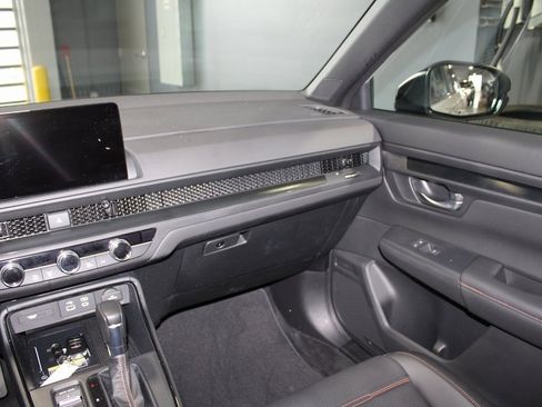 Certified 2025 Honda CR-V Sport-L image 24