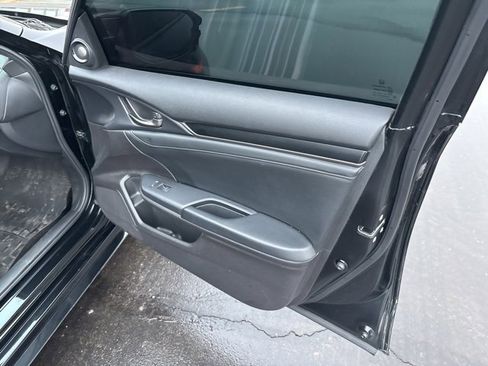 Used 2020 Honda Civic Sport Touring image 6
