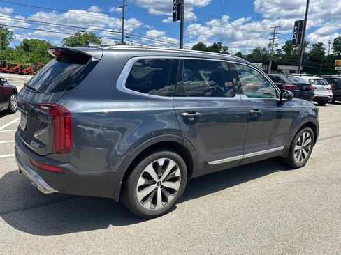 Certified 2022 Kia Telluride S AWD/4WD image 6