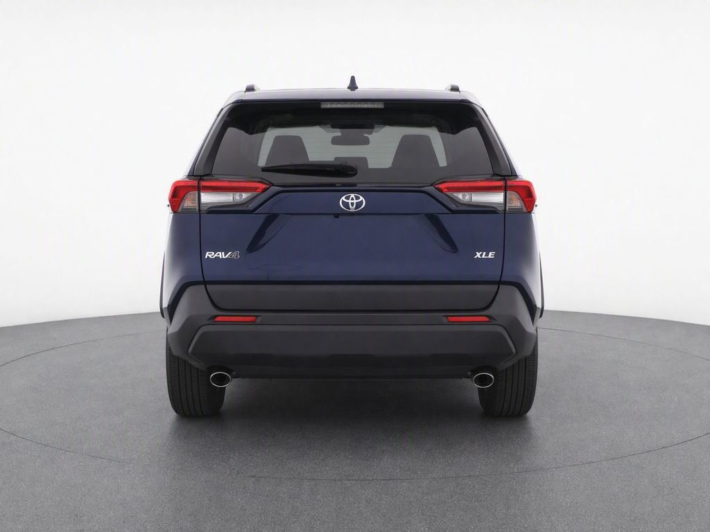 Used 2024 Toyota RAV4 XLE FWD image 8