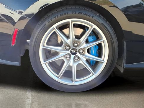 Used 2024 Ford Mustang GT Premium image 6