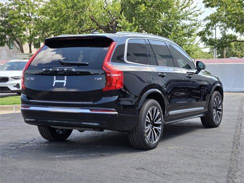 Certified 2025 Volvo XC90 T8 Plus w/ Protection Package Premier image 8