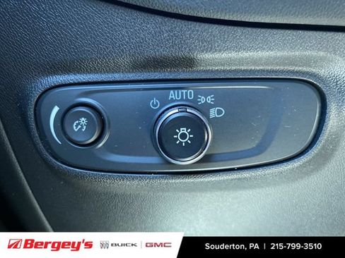 Certified 2020 Chevrolet Equinox LS FWD image 21