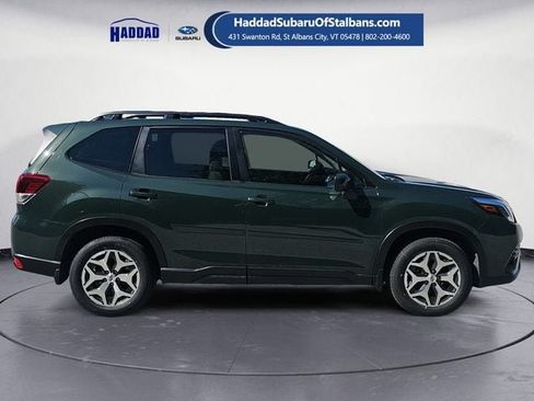 Certified 2023 Subaru Forester Premium AWD/4WD image 6