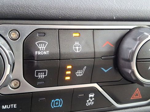 Used 2024 Jeep Wrangler Unlimited Sahara w/ Dual Top Group image 19