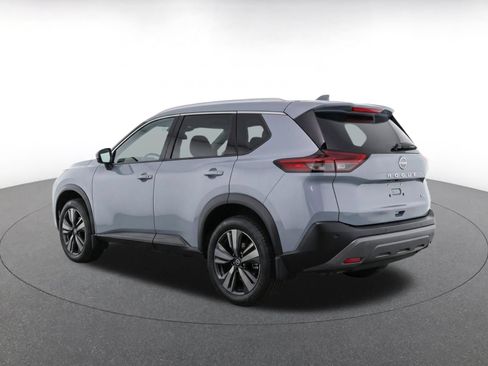 Used 2026 Nissan Rogue SL FWD image 5