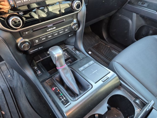 Used 2023 Lexus GX 460 Premium w/ Premium Package AWD/4WD image 11