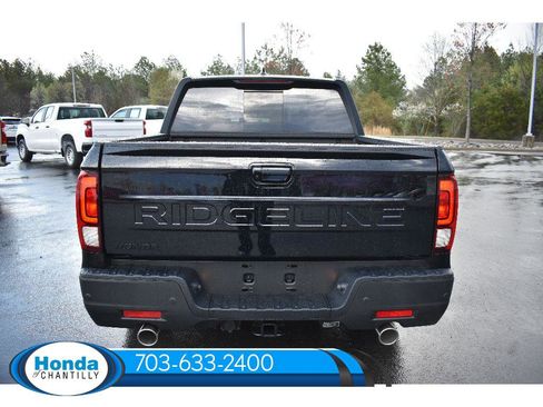 New 2026 Honda Ridgeline Black Edition image 6