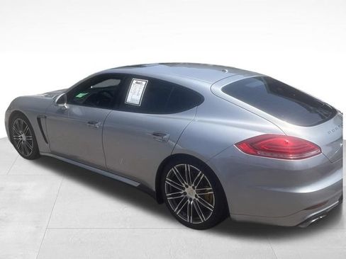 Used 2015 Porsche Panamera AWD/4WD image 18