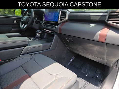 Used 2026 Toyota Sequoia Capstone AWD/4WD image 9