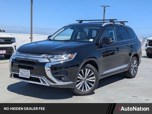 Used 2020 Mitsubishi Outlander SE FWD image 1