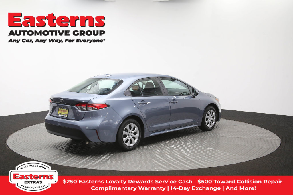 Used 2025 Toyota Corolla LE FWD image 42