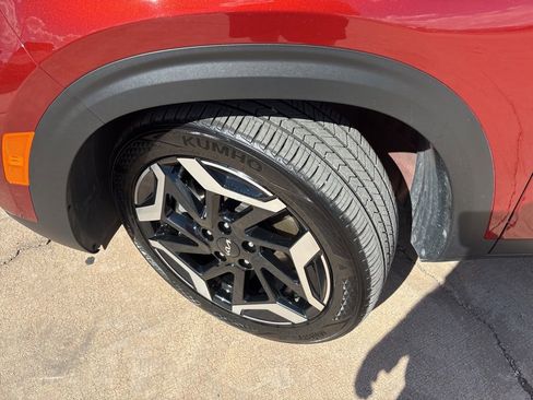 Used 2025 Kia Seltos SX image 9