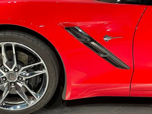 Used 2015 Chevrolet Corvette Stingray Convertible w/ 2LT Preferred Equipment Group RWD image 15