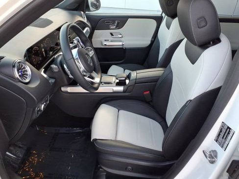 Certified 2023 Mercedes-Benz GLB 250 image 14