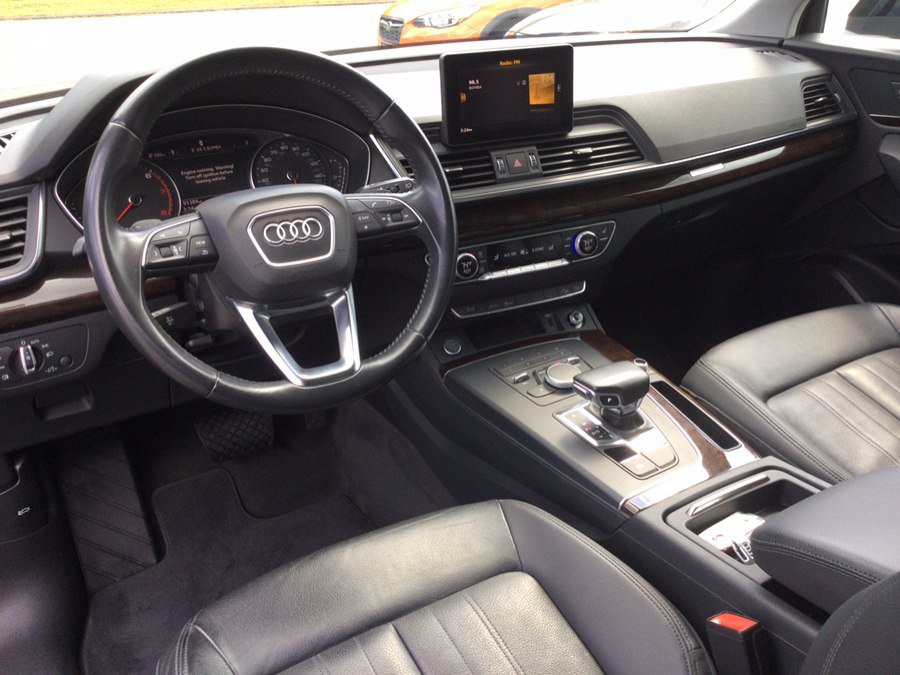 Used 2019 Audi Q5 2.0T Premium AWD/4WD image 18