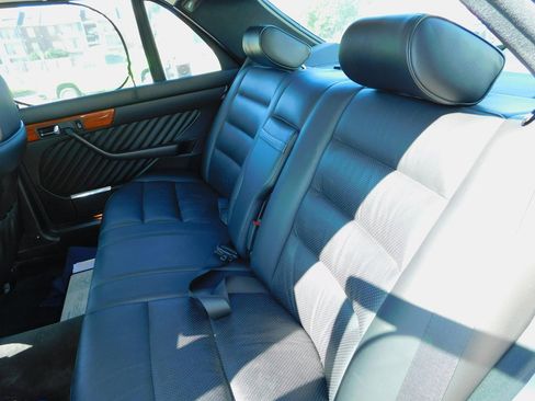 Used 1991 Mercedes-Benz 420 SEL image 24