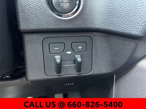 Used 2025 Toyota Tundra SR5 w/ SR5 Premium Package AWD/4WD image 22
