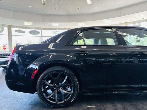 Used 2022 Chrysler 300 S RWD image 21