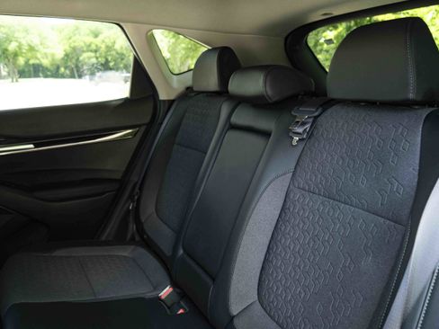 Used 2025 Kia Seltos S FWD image 18