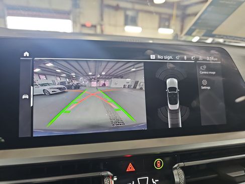 Certified 2023 BMW 430i Convertible w/ M Sport Package image 25