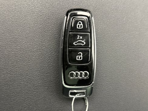 Used 2022 Audi Q7 3.0T Premium image 10